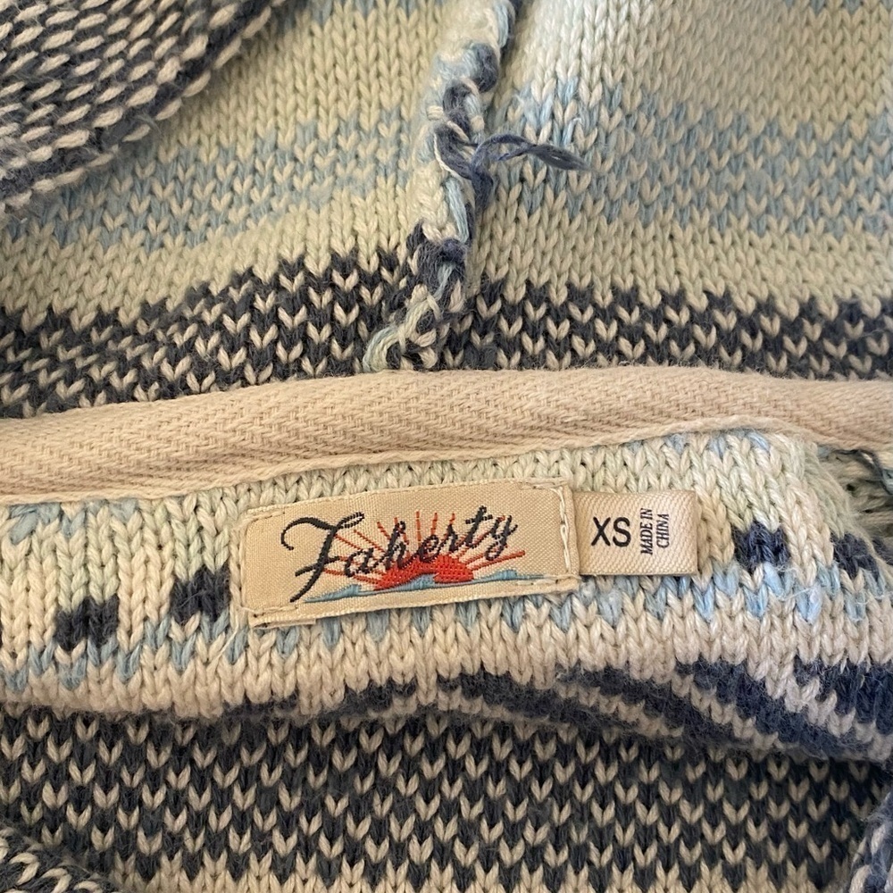 Faherty Mesa Sweater Poncho Hoodie in Sierra Paradise Size XS - Picture 8 of 9